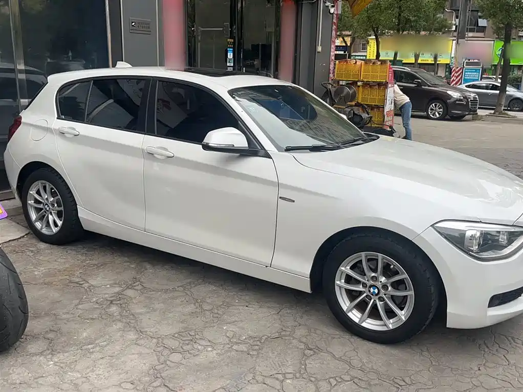 BMW 1 Series (Import) 2013 Facelift 116i Leading Model фото 9