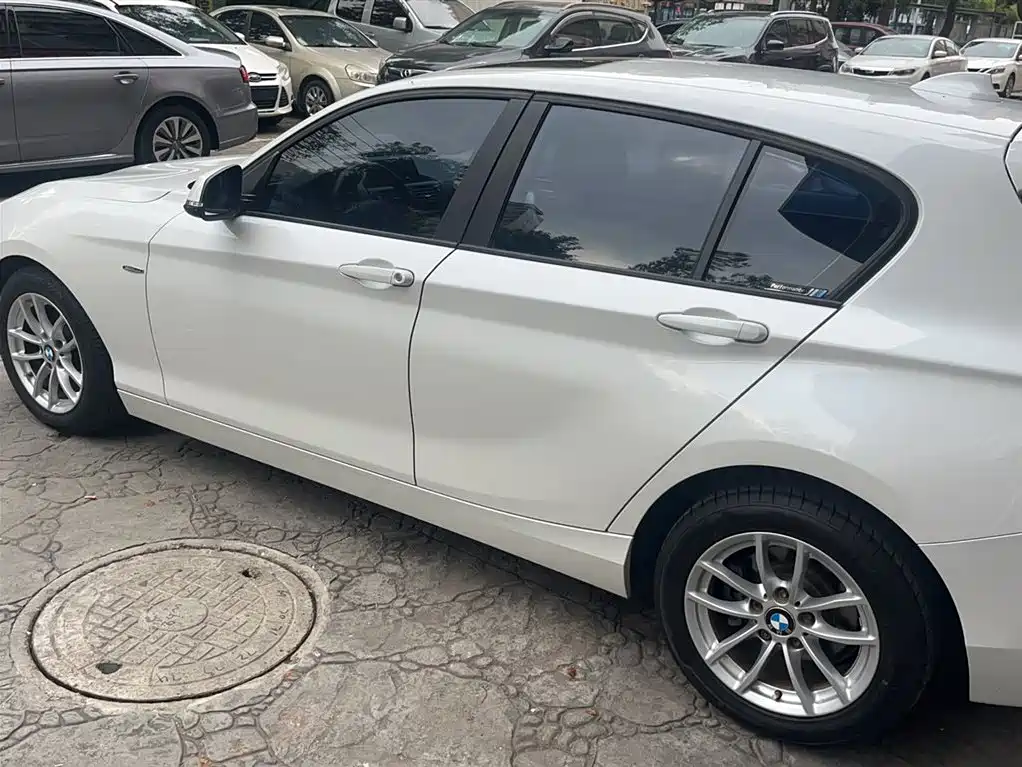 BMW 1 Series (Import) 2013 Facelift 116i Leading Model фото 7