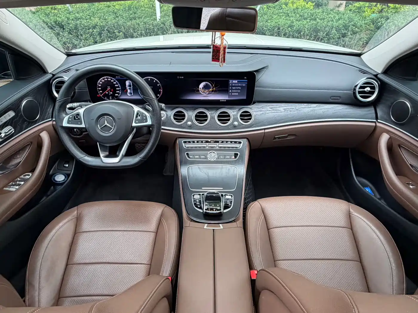Mercedes-Benz E-Class 2018 E 300 L Sport Fashion фото 9