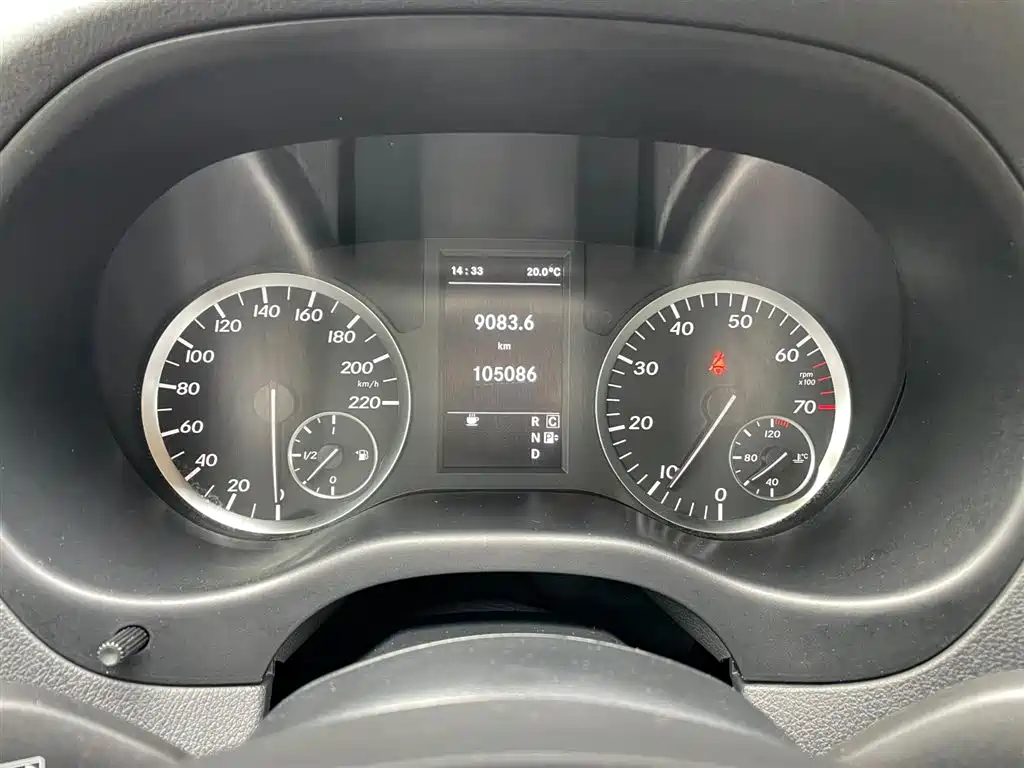 Mercedes-Benz Vito 2016 2.0T Elite Edition фото 10
