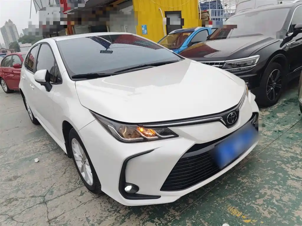 Toyota Corolla 2021 1.2T S-CVT Elite PLUS Edition фото 4