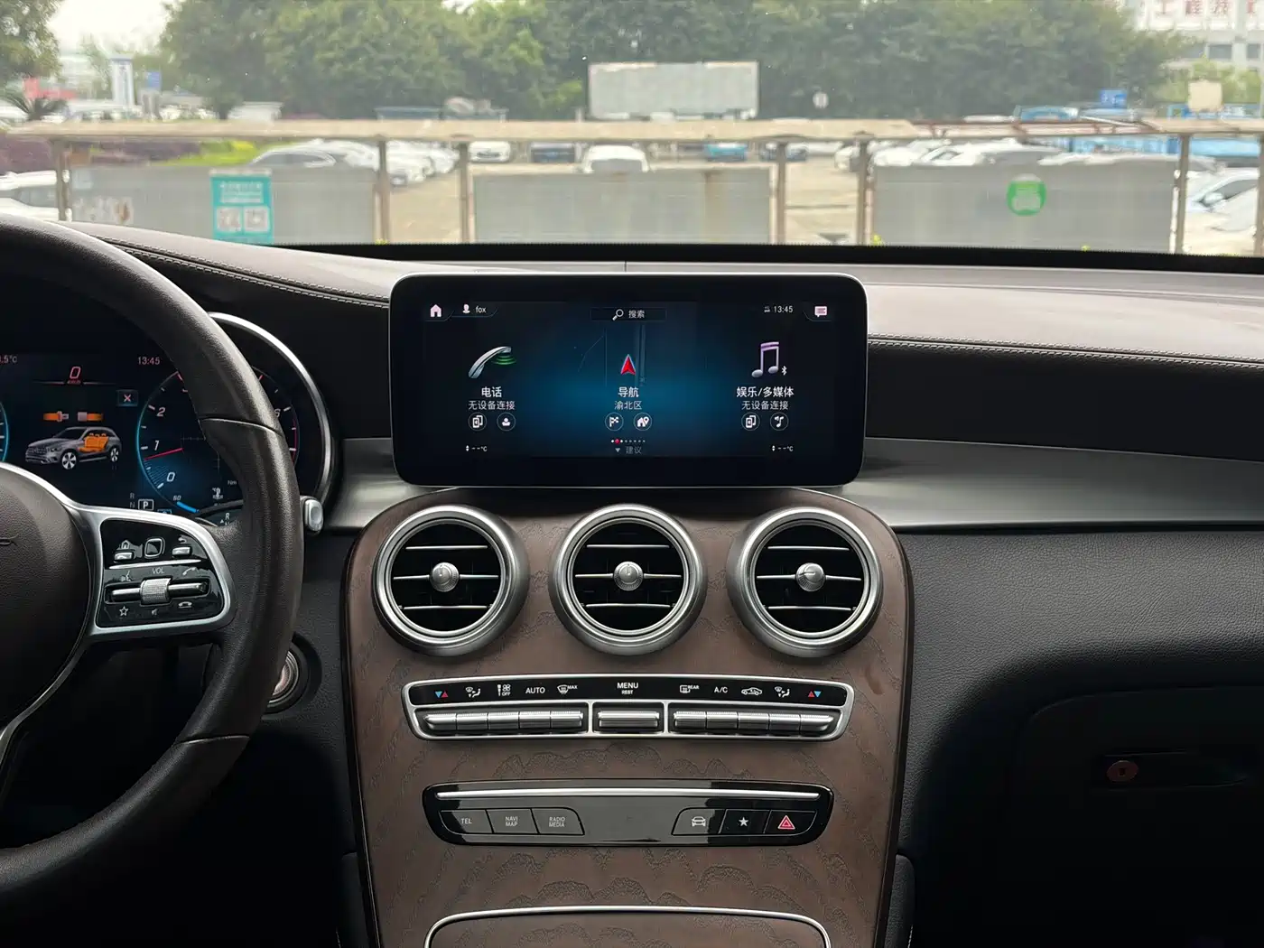 Mercedes-Benz GLC 2022 Facelift GLC 260 L 4MATIC Luxury Model фото 16
