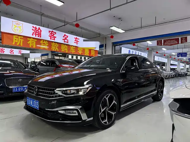 Volkswagen Magotan Рестайлинг, Комфорт, 330TSI DSG, Люкс