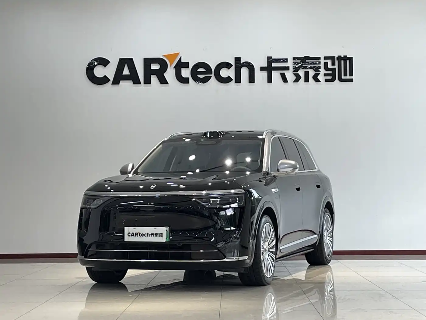 AITO Wenjie AITO M8 2025 Range Extender Max+ Edition 53.4kWh 5-seater