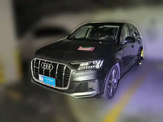 Audi Q7 2020 55 TFSI quattro S line Sport — фото 1