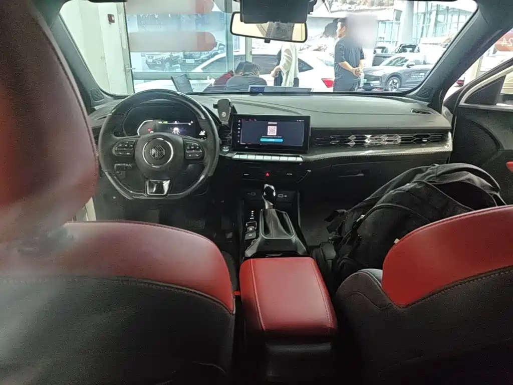 MG MG5 2024 2023 180DVVT CVT Luxury Edition