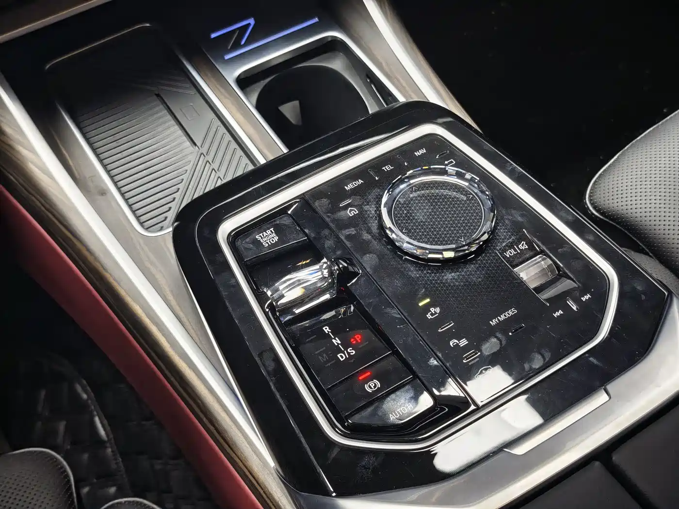 BMW 7-SERIES