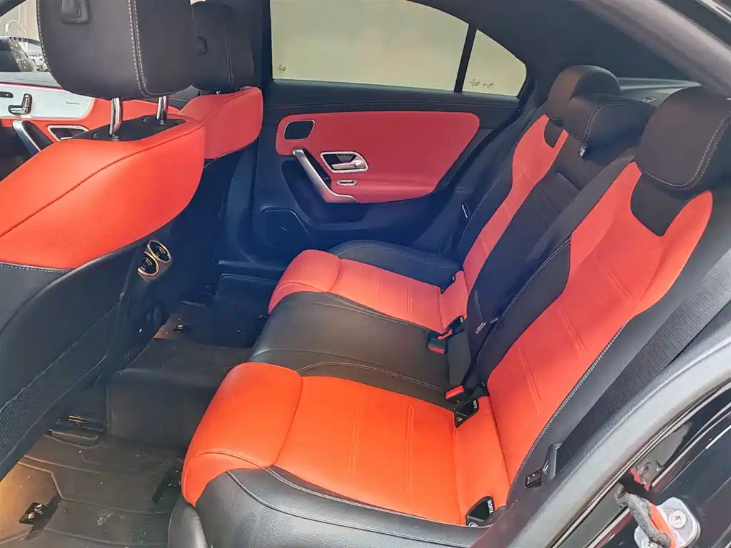 Mercedes-Benz A-Class AMG 2025 2025 AMG A 35 L 4MATIC