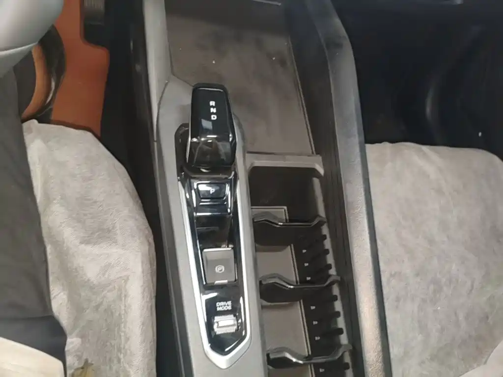 Geely Binrui 2026 2024 Binrui COOL 1.5T DCT Champion Edition