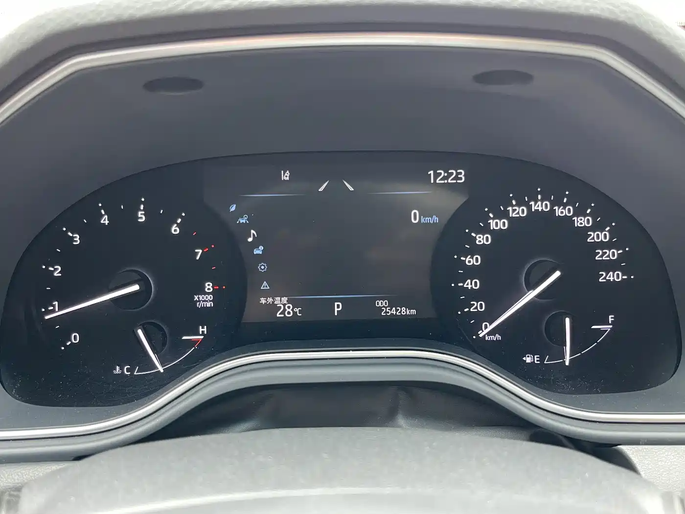 Toyota Avalon 2022 2.0L Luxury Edition фото 16