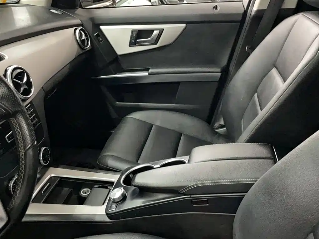 Mercedes-Benz GLK-Class 2014 GLK 260 4MATIC Dynamic фото 8