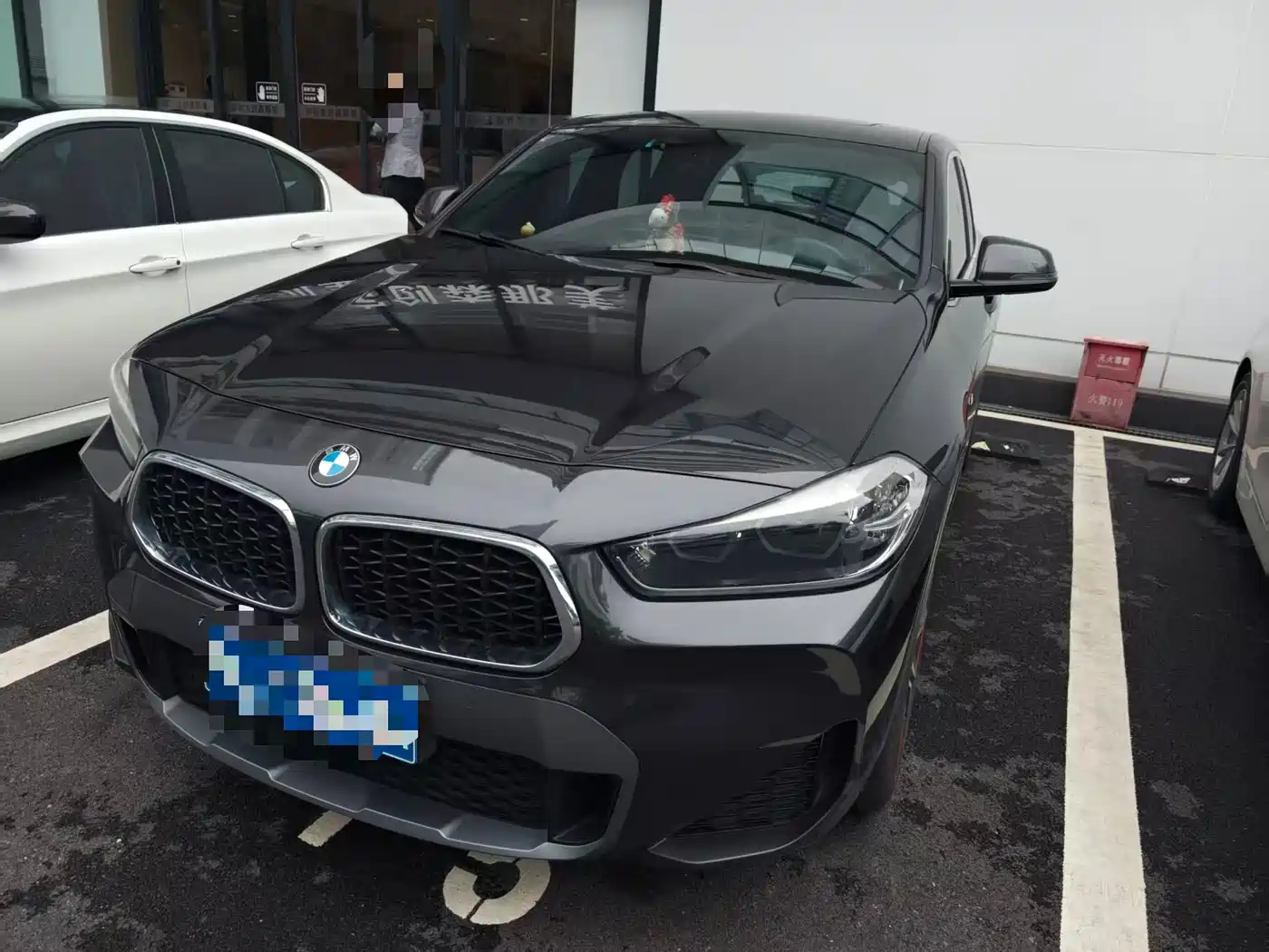 Photo 1 - BMW X2