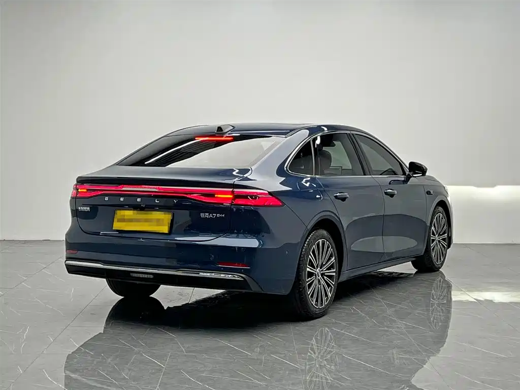 Geely Galaxy Galaxy A7 2025 EM-i фото 6