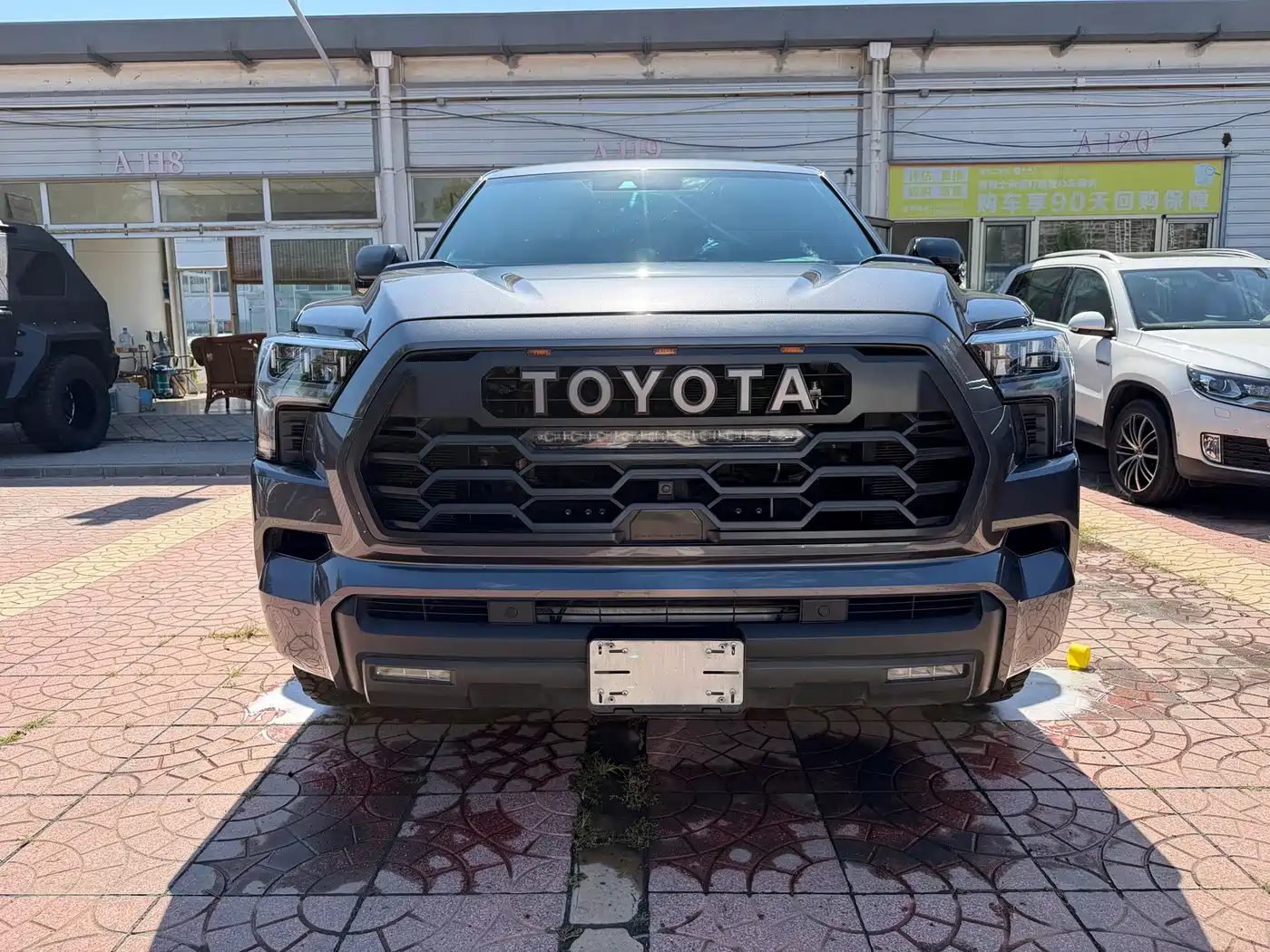 Toyota Sequoia, миниатюра 18