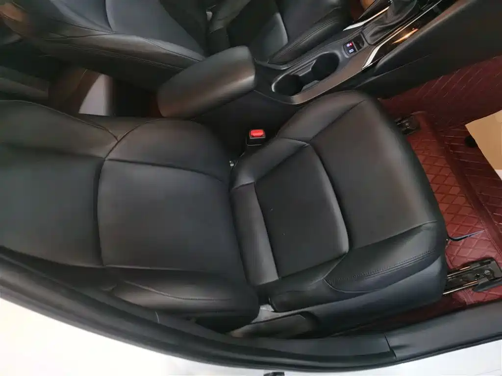 Toyota Levin 2022 185T CVT Luxury Edition фото 18