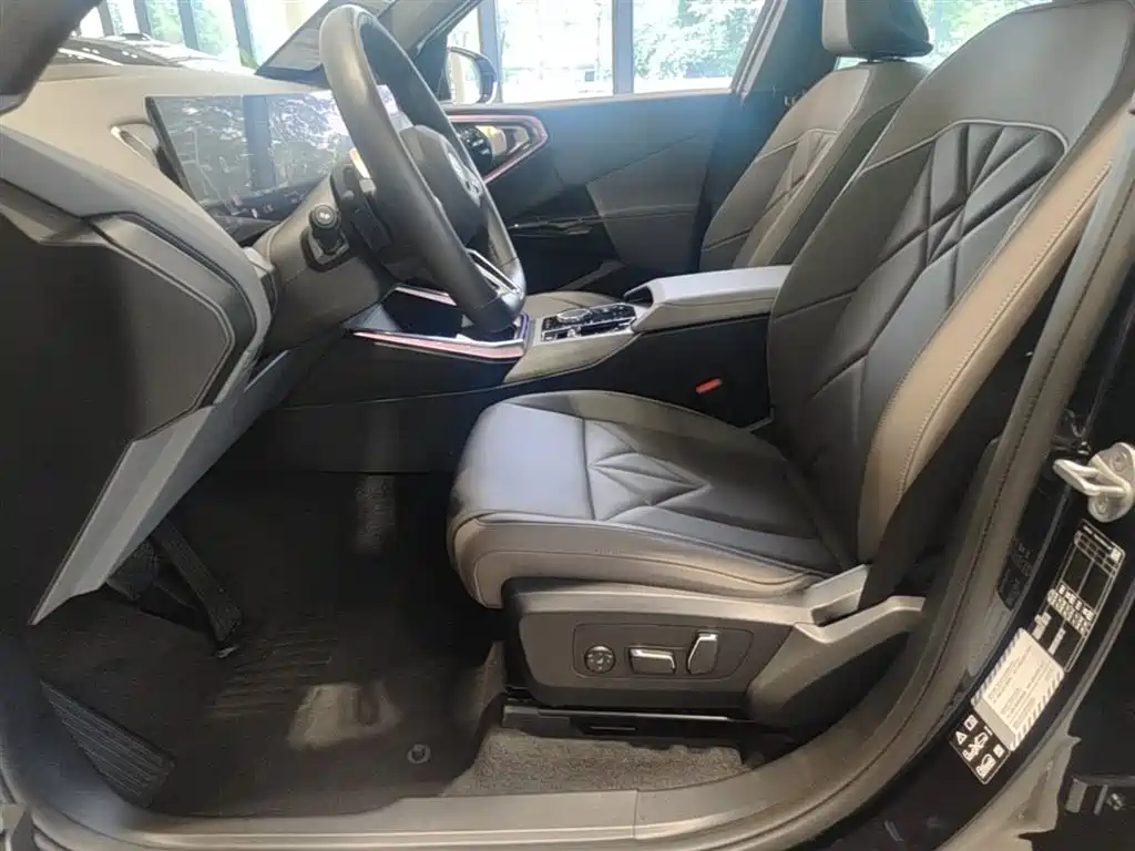BMW X3 2025 xDrive30L Premium M Sport Package фото 22
