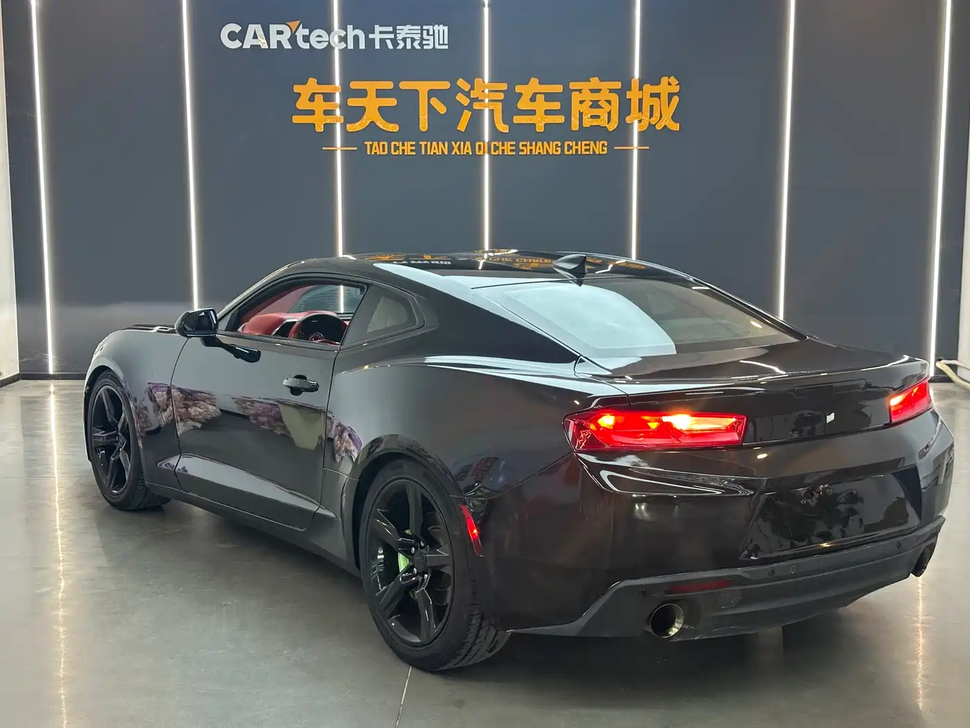 Chevrolet Camaro 2017 2.0T RS фото 4