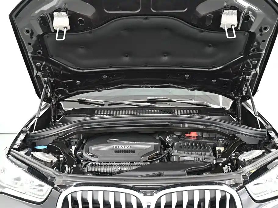 BMW X1 2022 sDrive25Li Leading фото 21