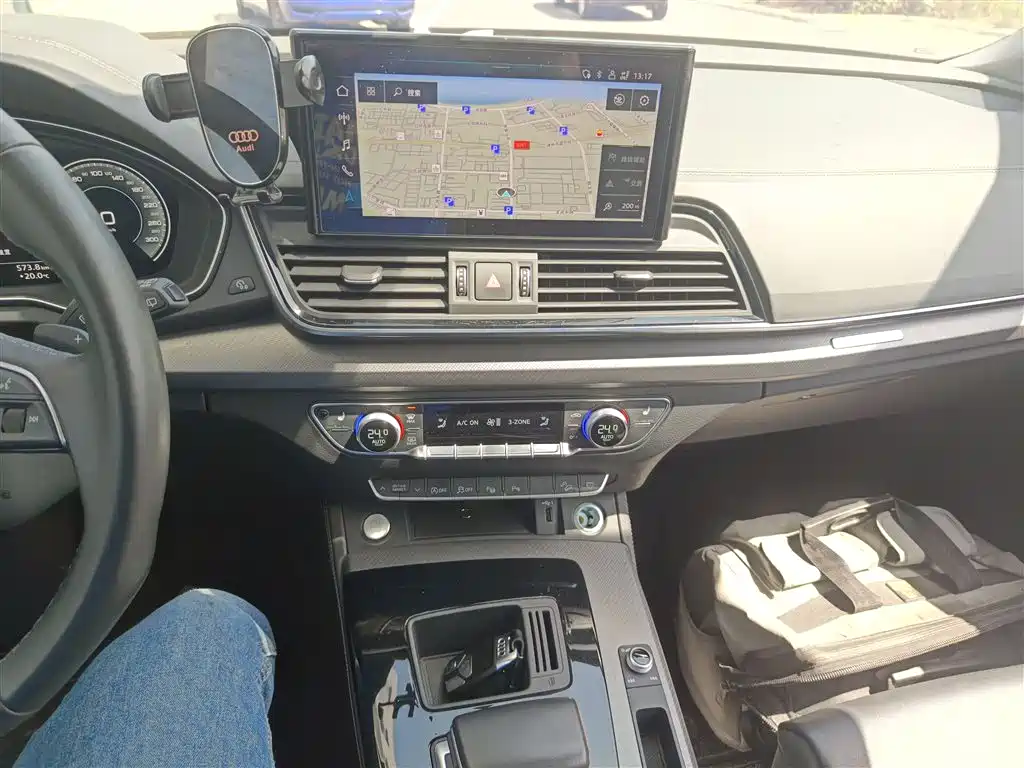 Audi Q5L 2022 Facelift 40T Luxury Dynamic фото 13