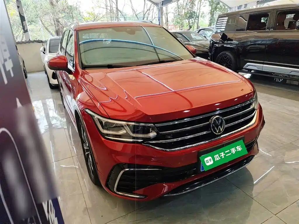 Volkswagen Tiguan L 2022 380TSI Automatic 4WD R-Line Flagship 7-Seater фото 4