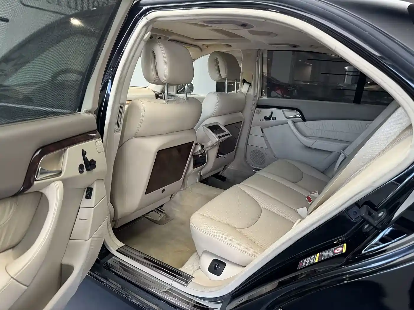 Mercedes-Benz S-Class 2004 2004 S 350