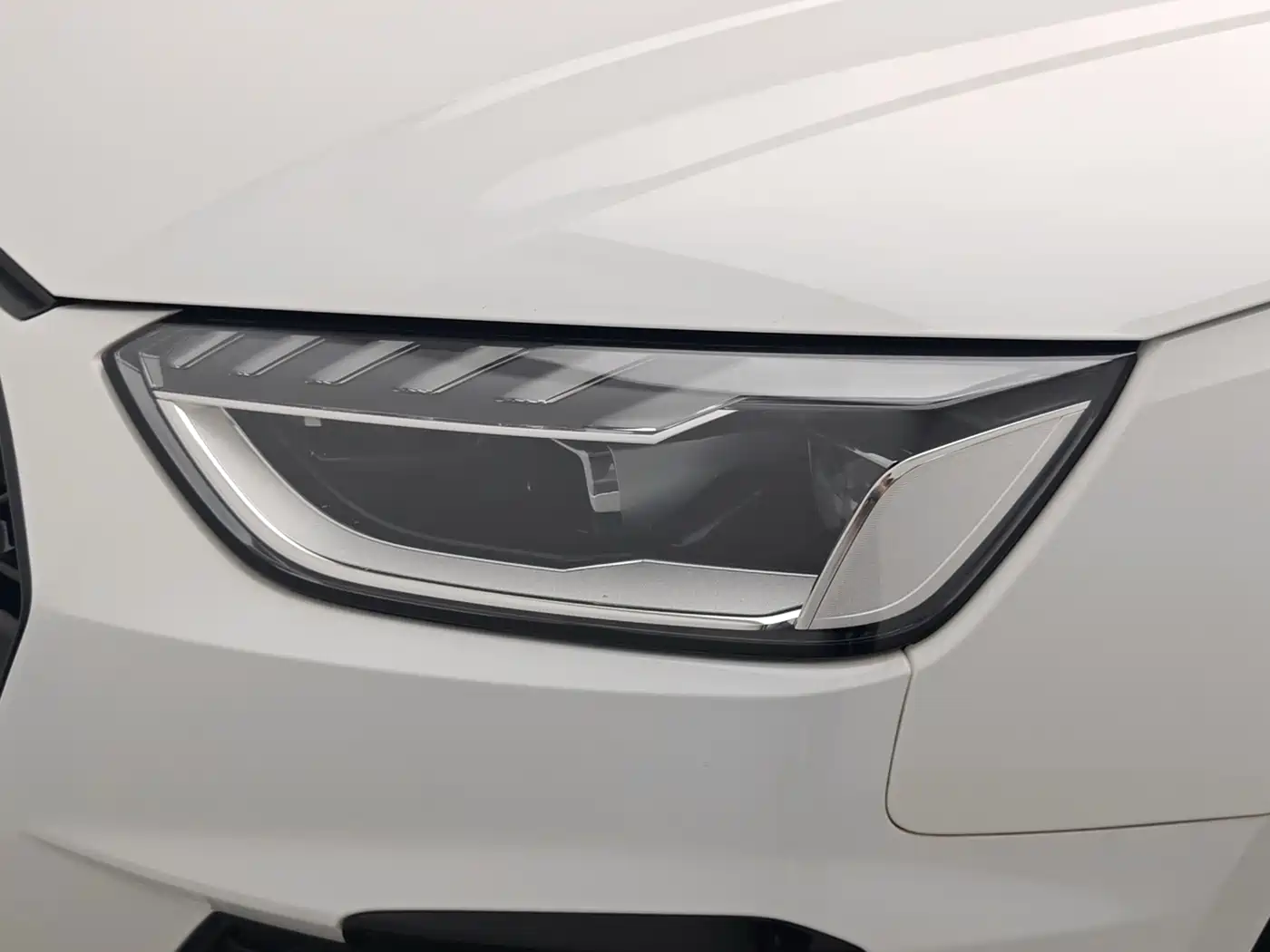 Audi A4L 2026 2025 2 Million Celebration Edition 40 TFSI Luxury Dynamic