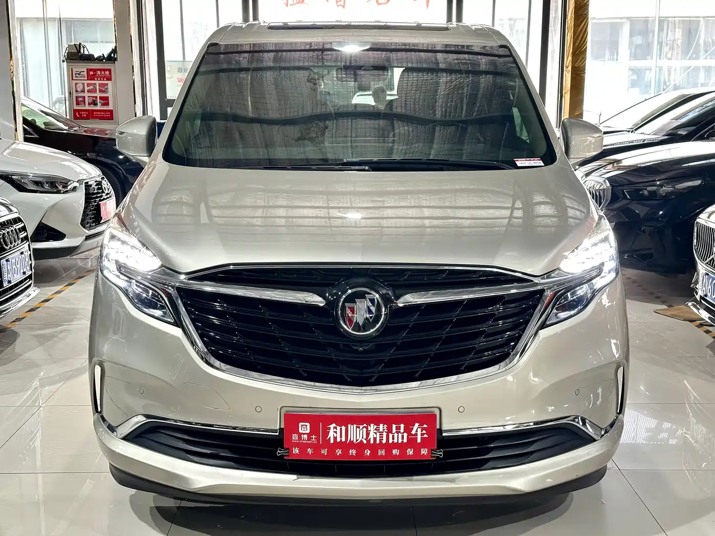 Buick GL8 2021 ES Landlord 653T Luxury фото 2