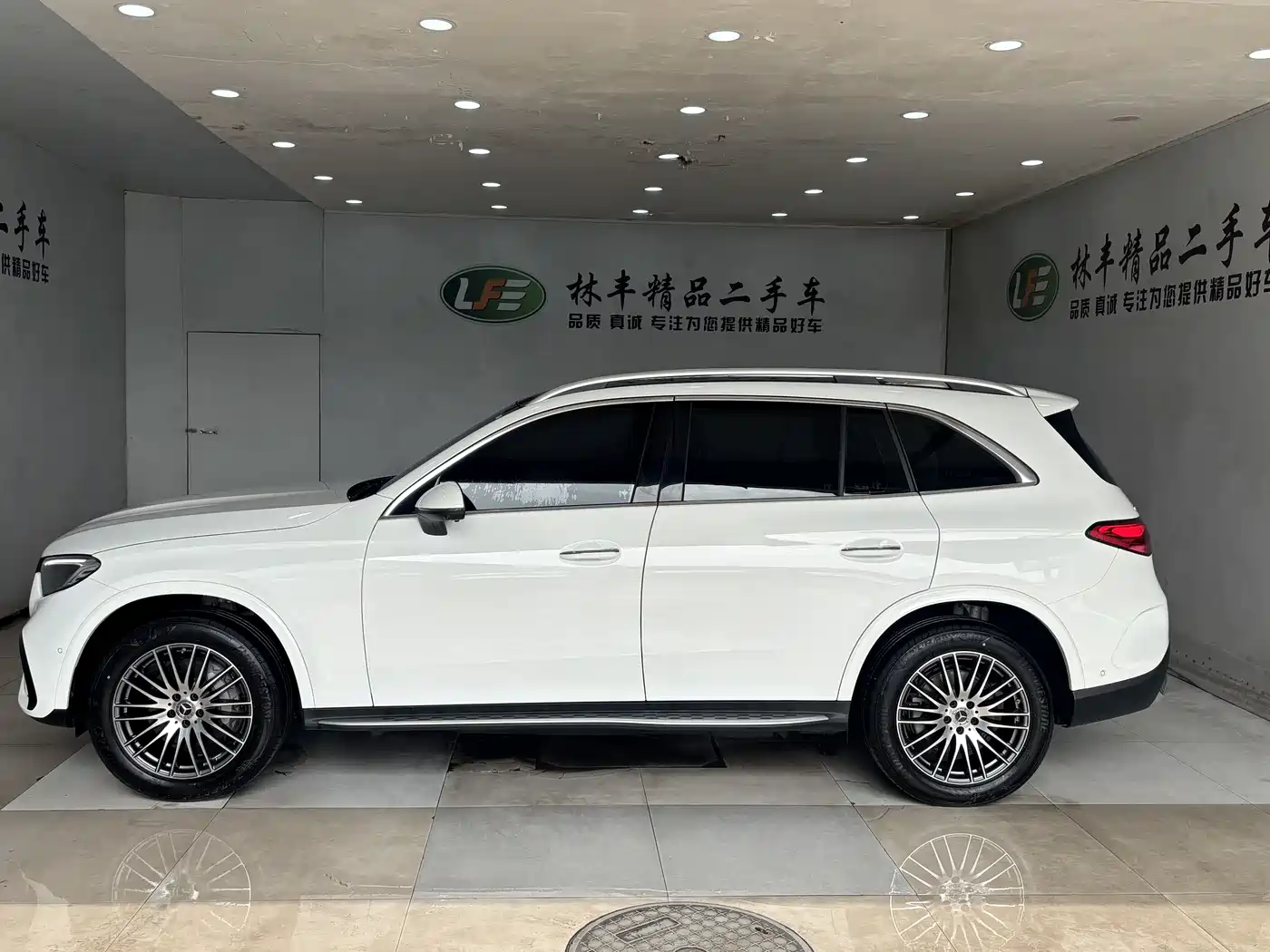 Mercedes-Benz GLC 2025 GLC 300 L 4MATIC Dynamic 5-seater фото 4
