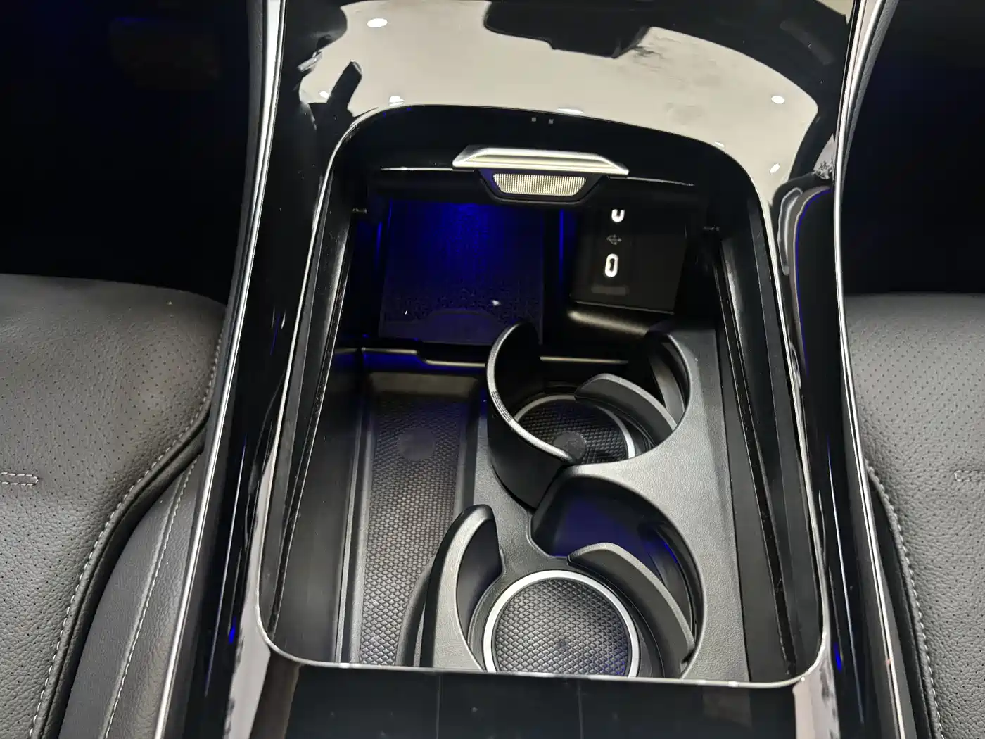 Mercedes-Benz GLC 2025 GLC 300 L 4MATIC Dynamic 5-seater фото 18