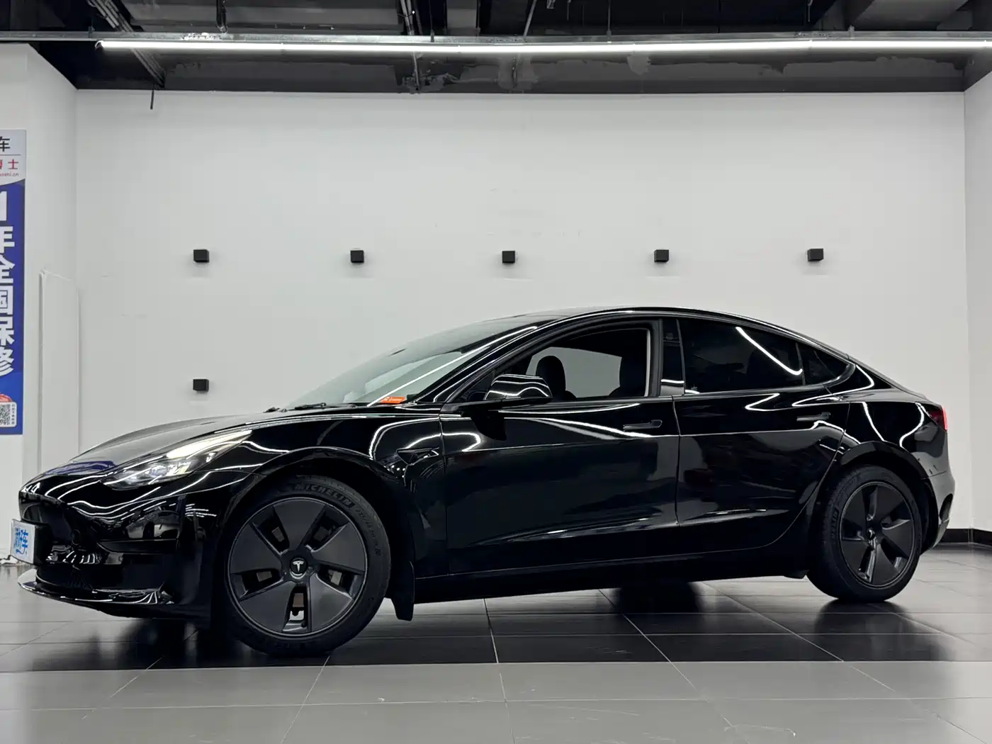Tesla Model 3 2022 Model Rear-Wheel Drive Version