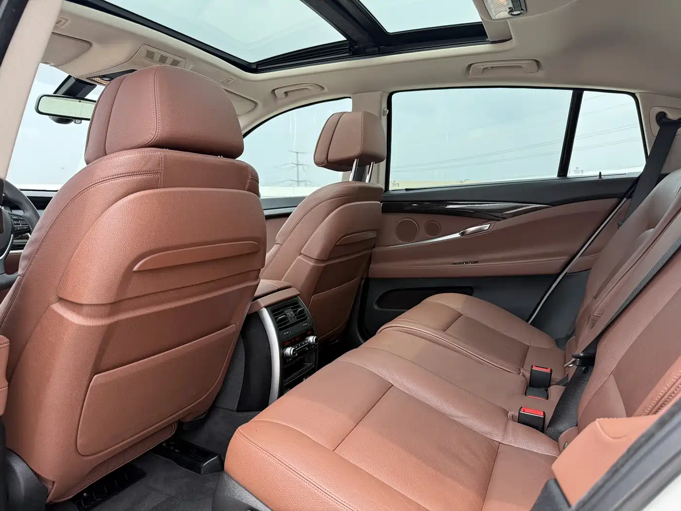 BMW 5 Series GT 2014 535i xDrive фото 9