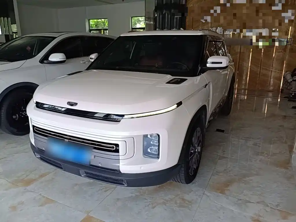Geely ICON 2020 1.5TD i9 BSG