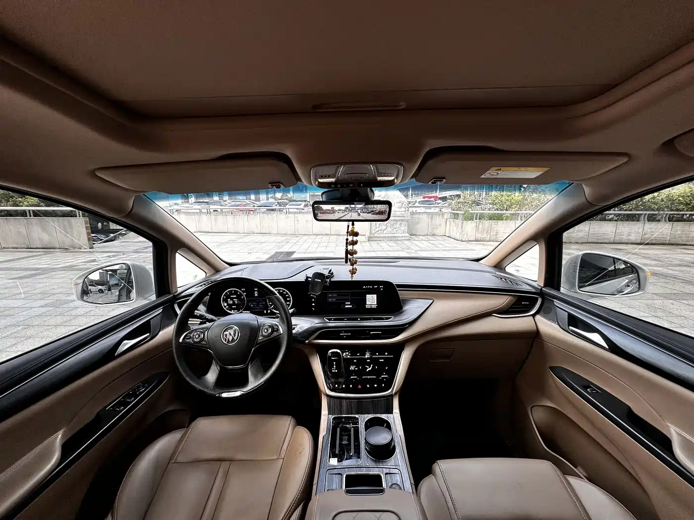Фото 10 - Buick GL8
