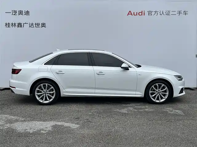 Audi A4L 2018 30th Anniversary 40 TFSI Fashion — фото 3