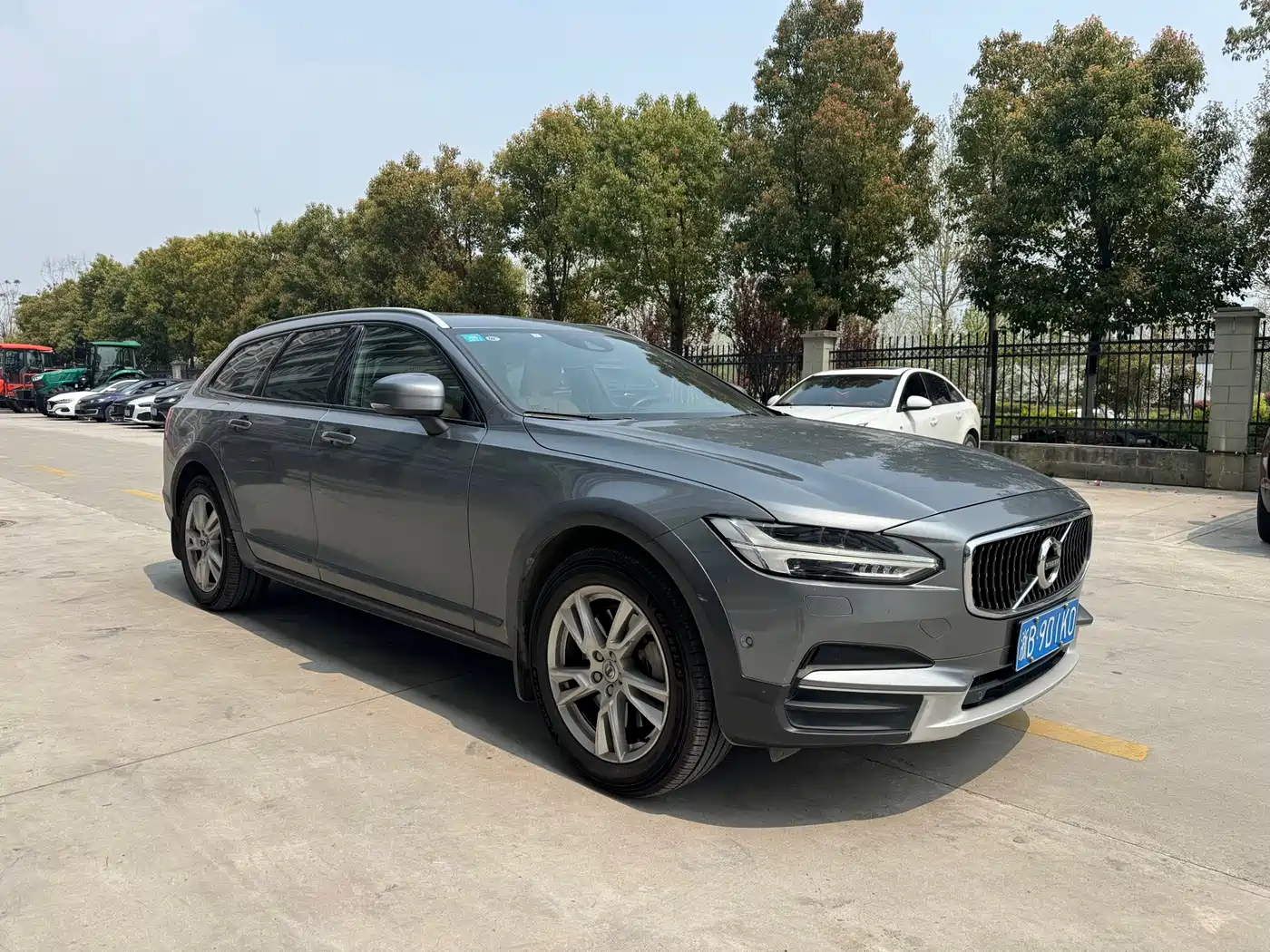 Volvo V90 2017 Cross Country T5 AWD Smart Edition фото 3