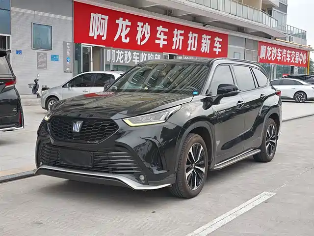 Toyota Crown Kluger 2022 2.5L HEV 4WD Luxury Edition