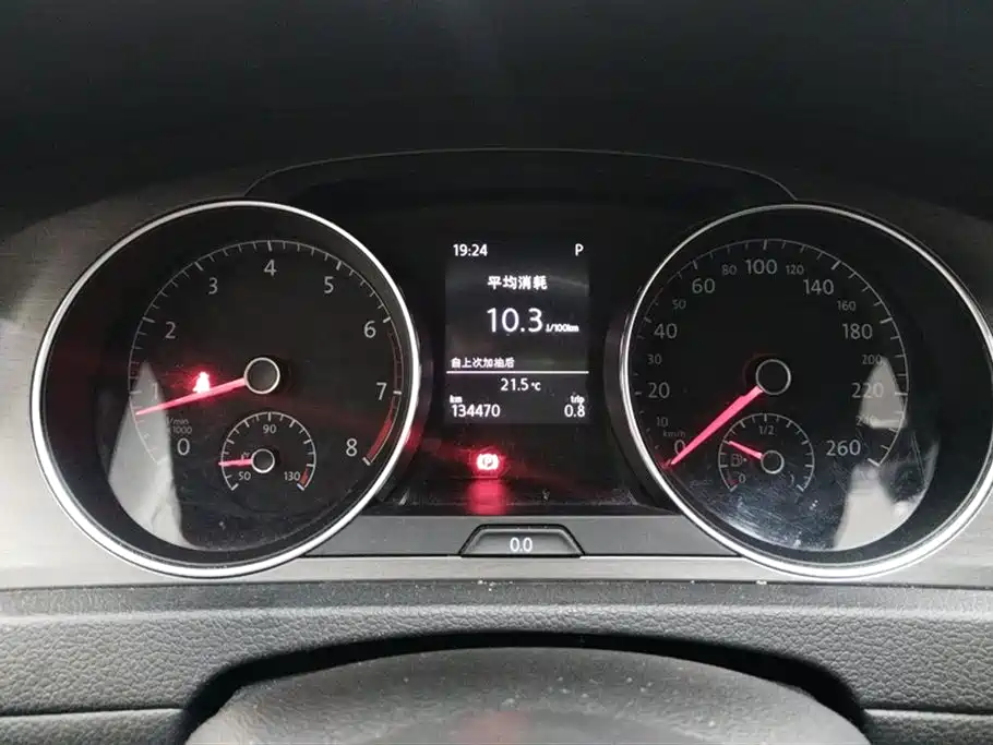 Volkswagen Golf 2014 1.6L Automatic Comfort фото 14