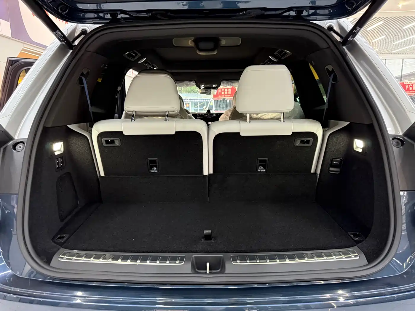 AITO Wenjie AITO M9 2024 Range Extender Ultra 52kWh 6-seater фото 23