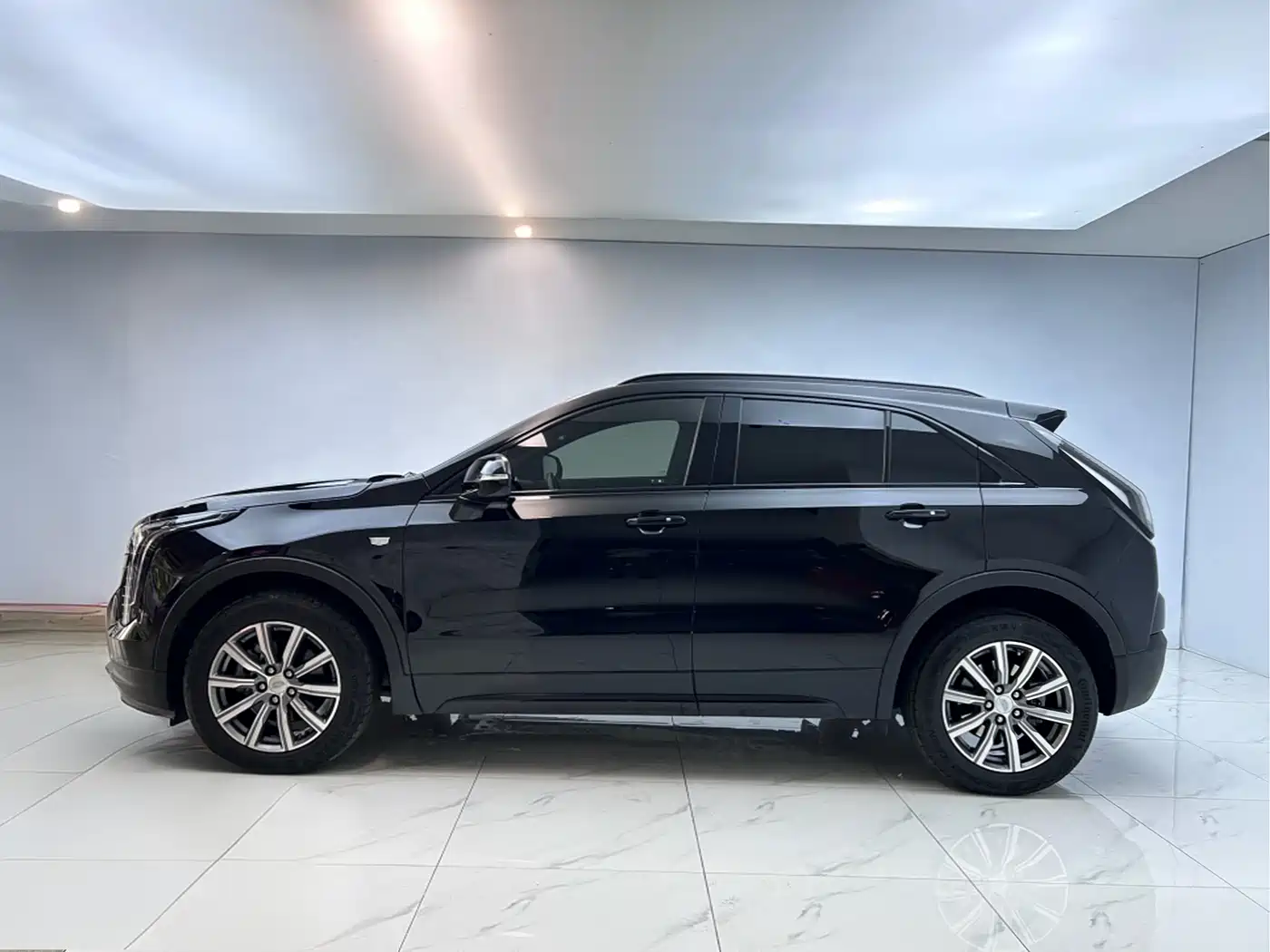Cadillac XT4 2018 28T 2WD Luxury Sport Type фото 4