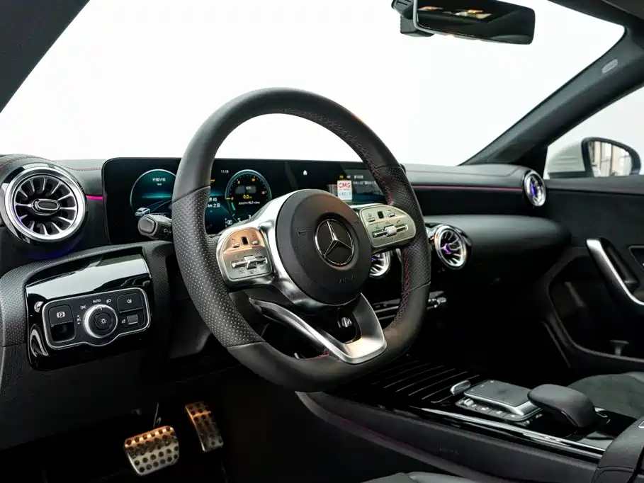 Mercedes-Benz CLA (Import) 2021 CLA 200 Shooting Brake фото 15
