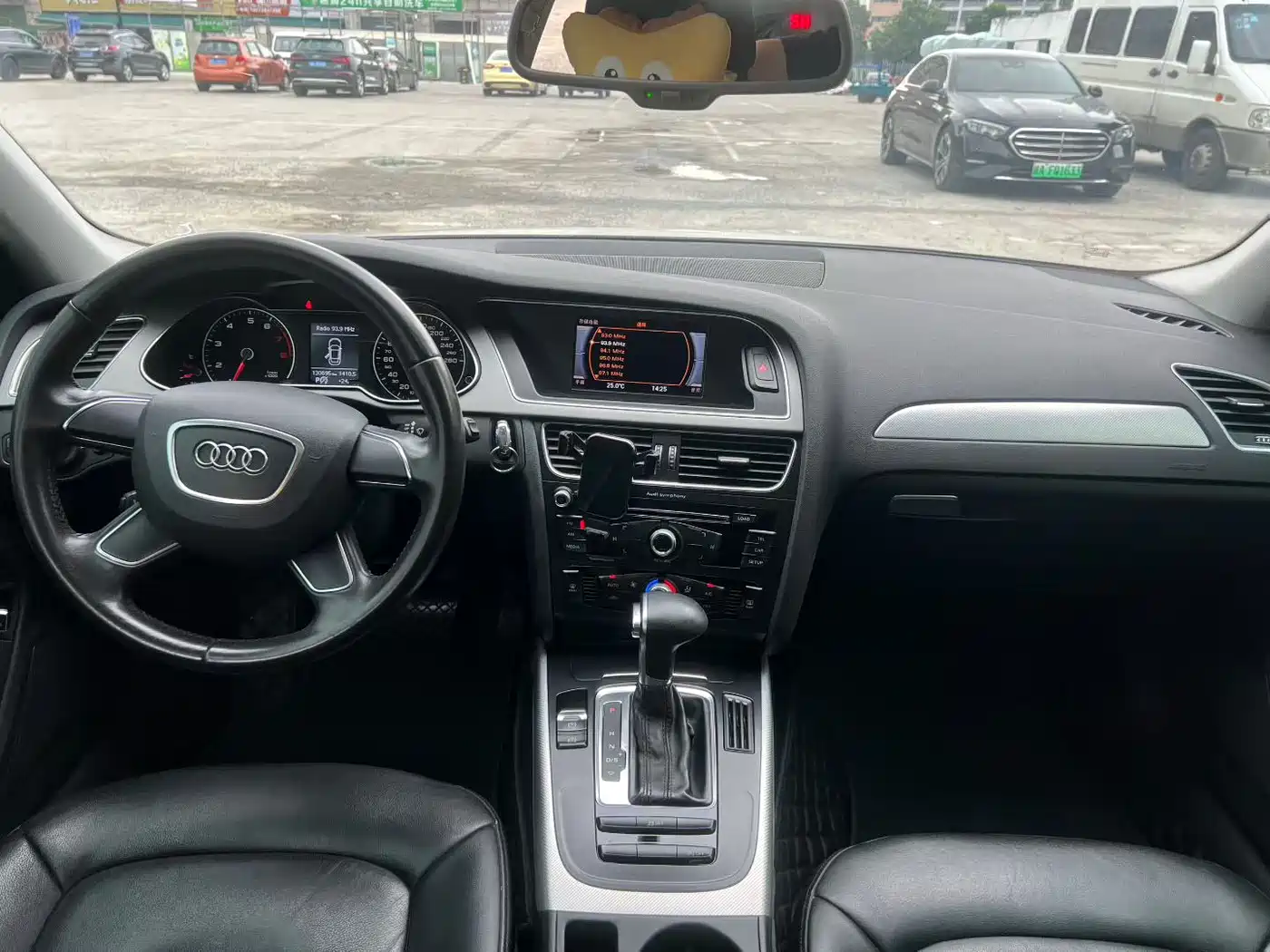 Фото 6 - Audi A4L