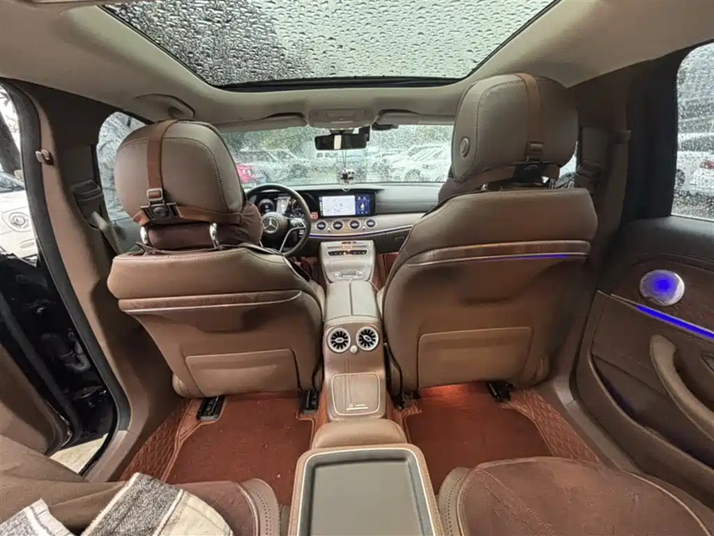 Mercedes-Benz E-Class 2023 E 300 L Fashion фото 17