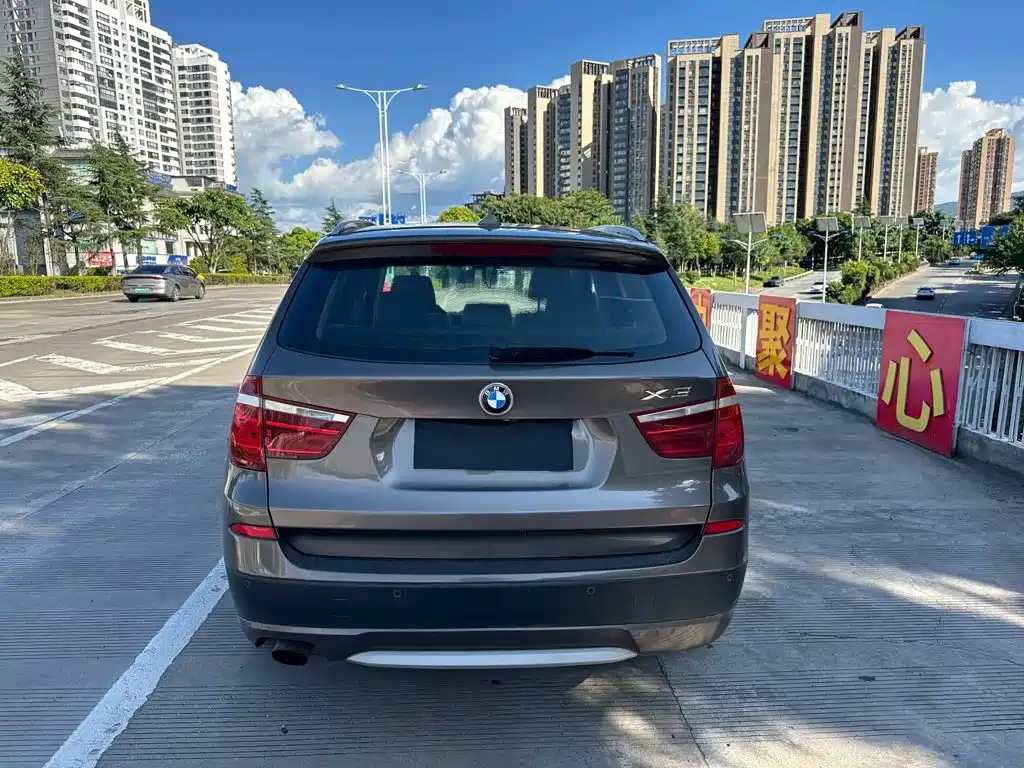 Photo 7 - BMW X3 (Import)