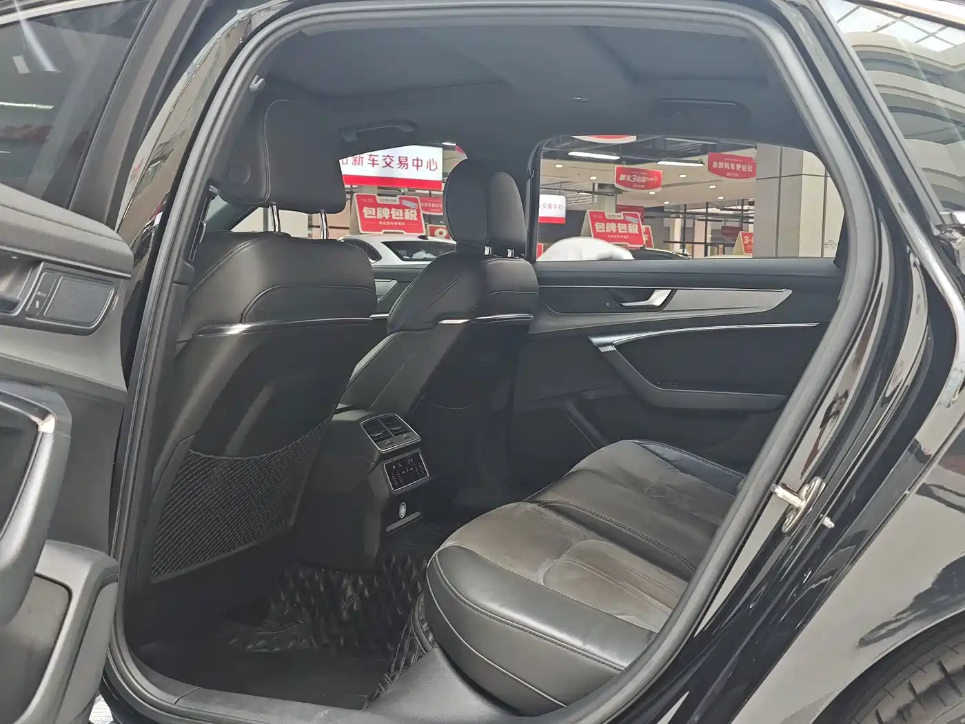 Фото 9 - Audi A6L
