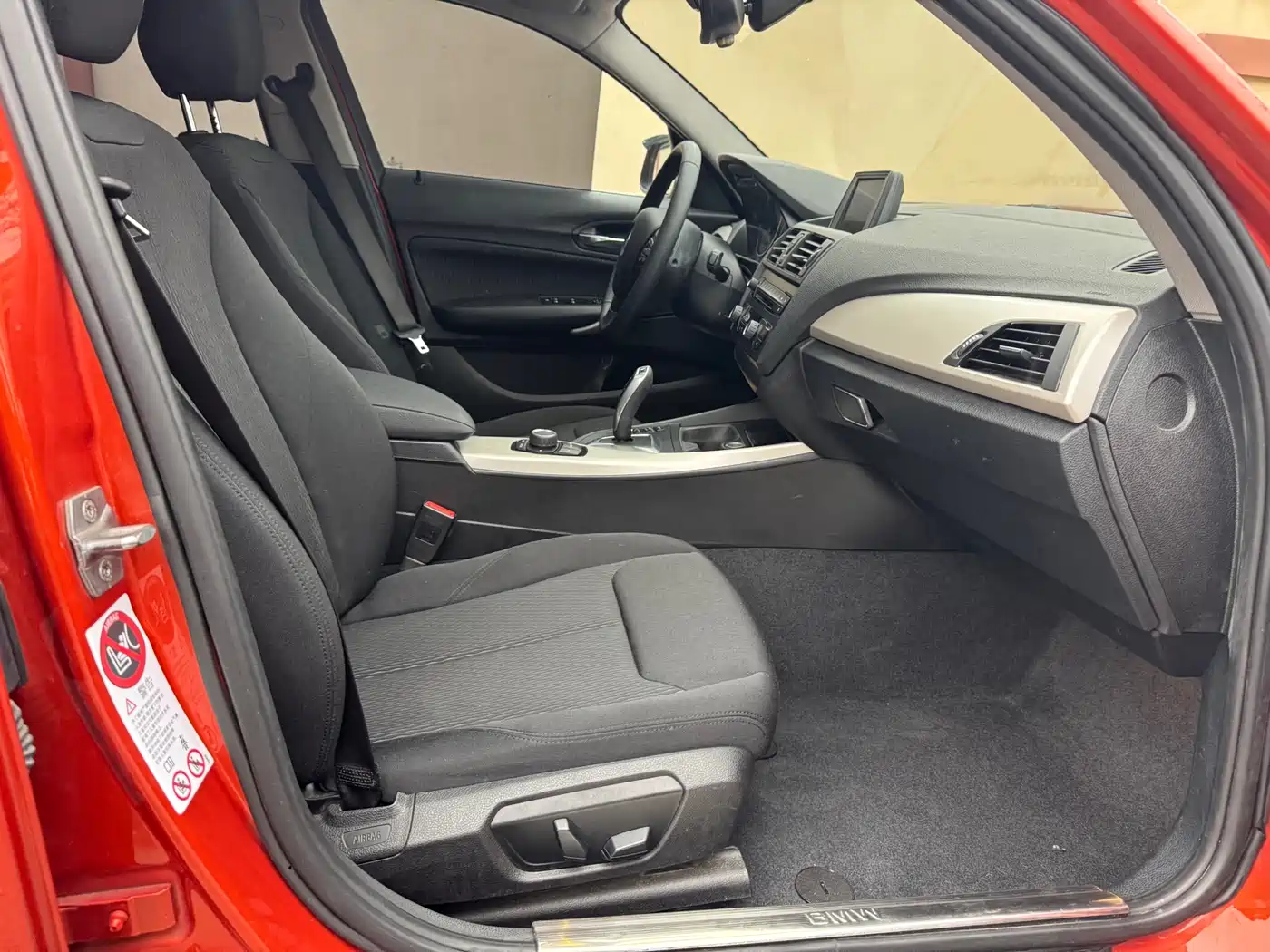 BMW 1 Series (Import) 2013 Facelift 118i Leading Model фото 18
