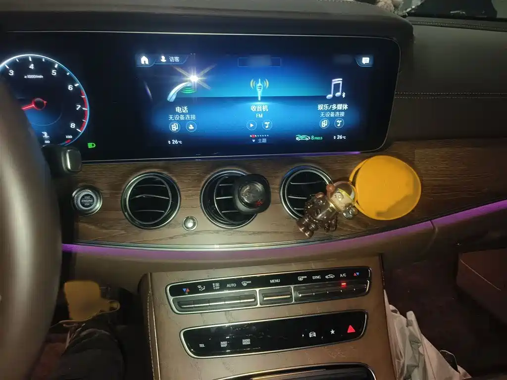 Mercedes-Benz E-Class 2023 E 300 L Sport Fashion фото 6