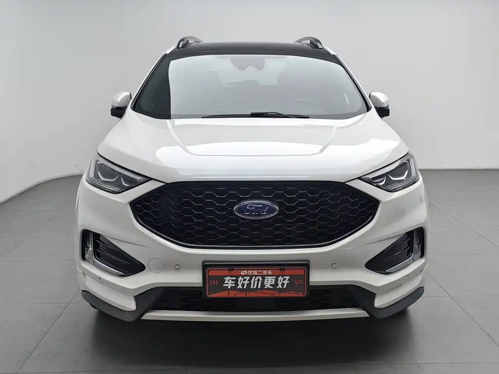 Фото 3 - Ford Edge