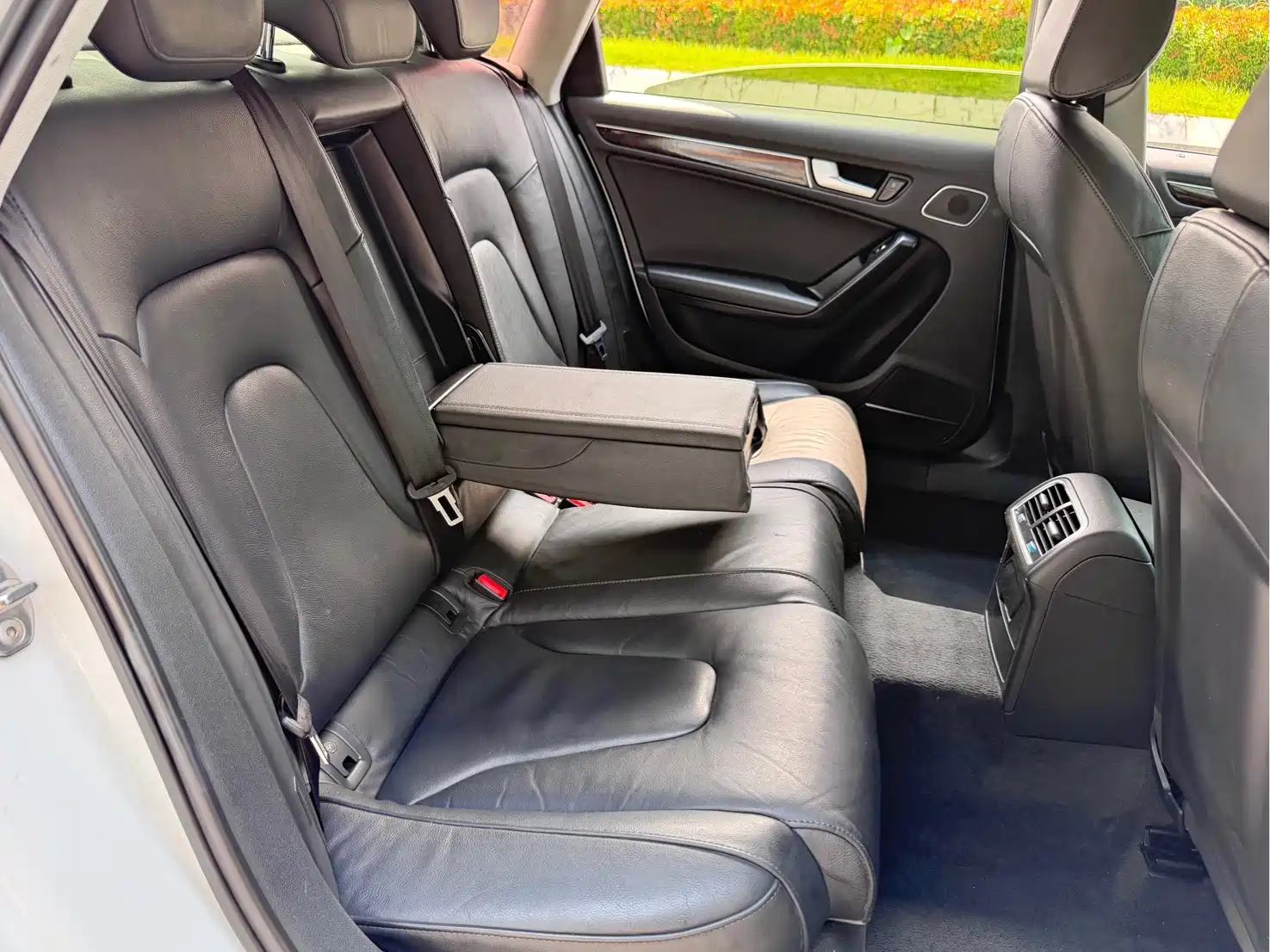 Фото 9 - Audi A4L