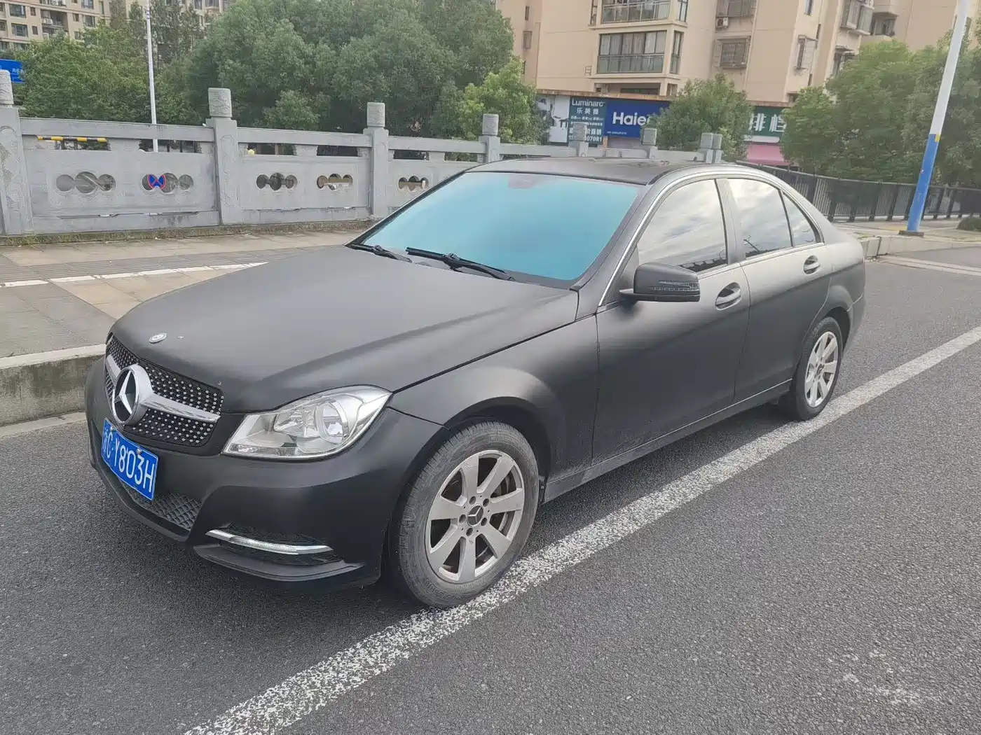 Photo 3 - Mercedes-Benz C-Class