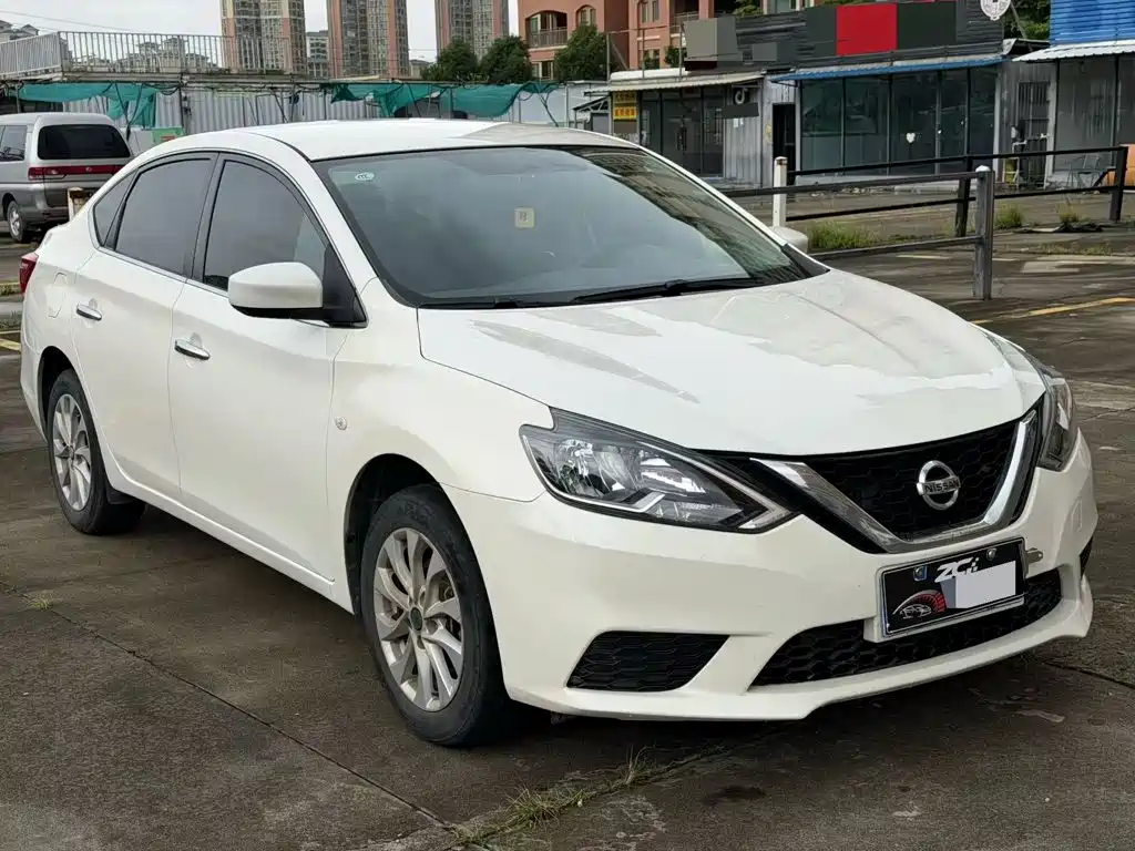 Nissan SYLPHY, миниатюра 3